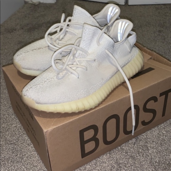 Size 9.5 yeezys - Picture 1 of 1